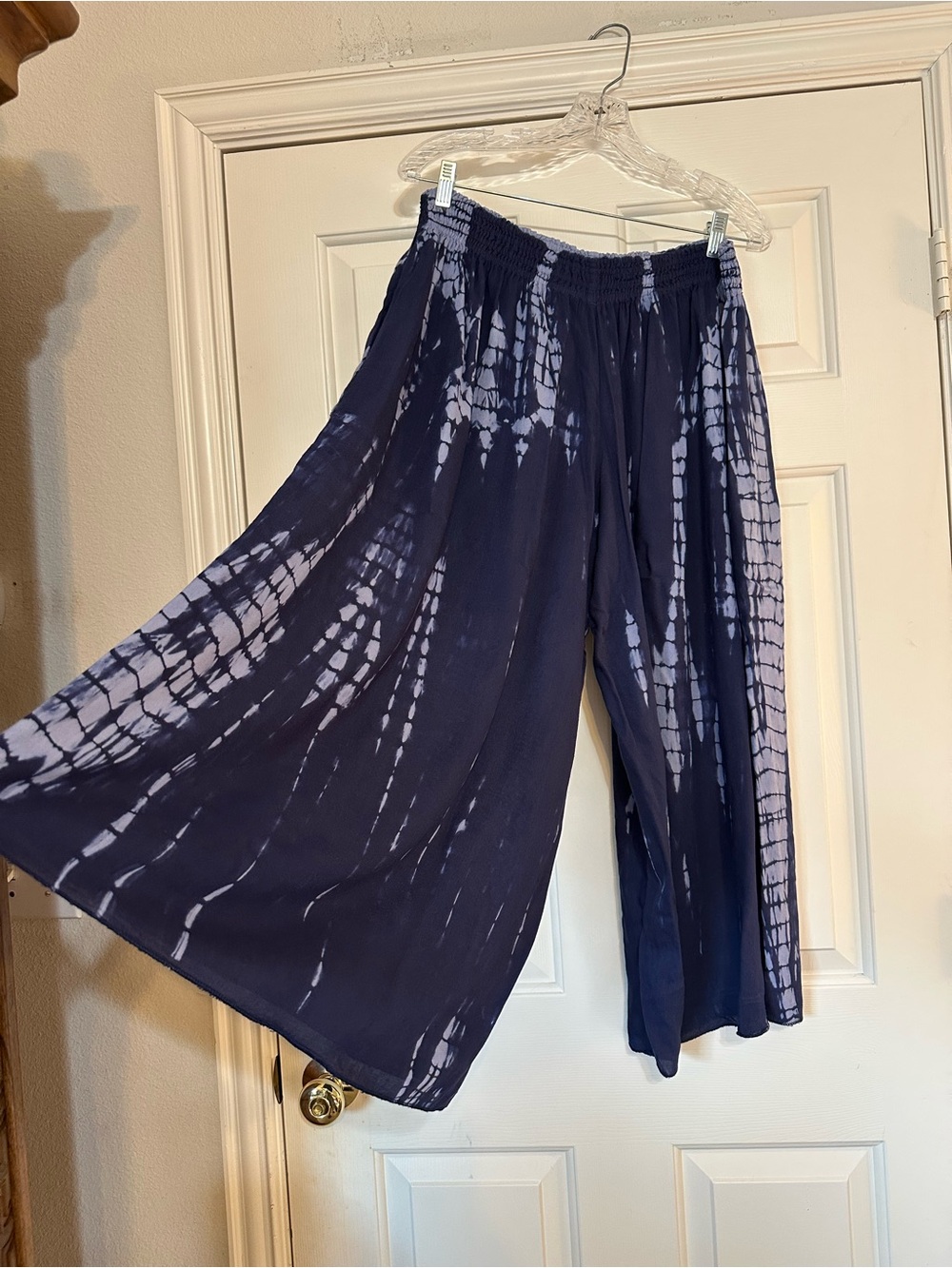 Boho Me Navy Tie Dye Wide Leg Culotte Pants Size M Boho Resort Beach - Picture 2 of 10